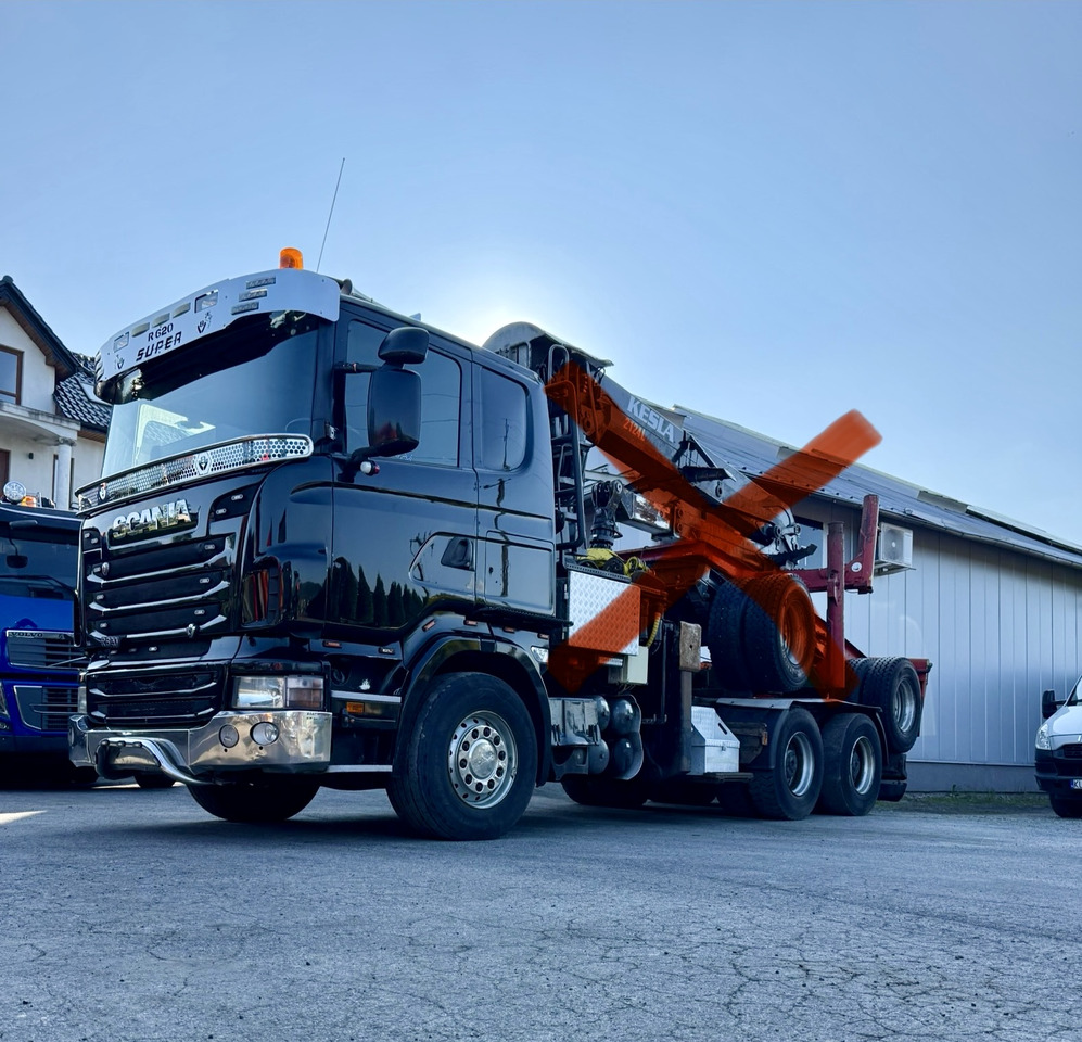 SCANIA R620 - شاحنة بهيكل معدني للمقصورة: صورة 1 SCANIA R620 - شاحنة بهيكل معدني للمقصورة: صورة 1