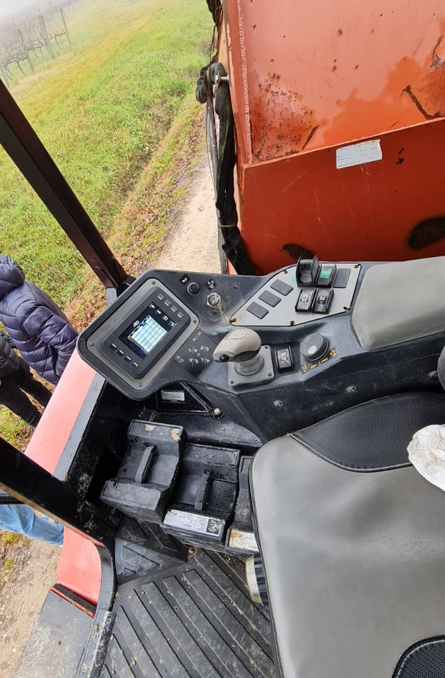 DITCH WITCH RT125 - حفار خنادق: صورة 5 DITCH WITCH RT125 - حفار خنادق: صورة 5