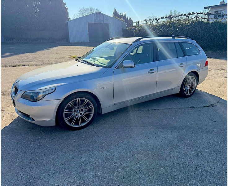 BMW 5 Serie (E61) - سيارة: صورة 1 BMW 5 Serie (E61) - سيارة: صورة 1