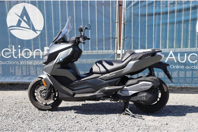 BMW C 400 GT - دراجة نارية: صورة 2 BMW C 400 GT - دراجة نارية: صورة 2