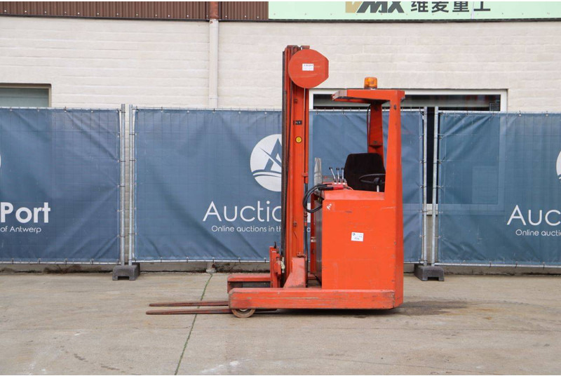 BT BTRT 1350/9 - رافعة شوكية للوصول للأماكن الضيقة: صورة 2 BT BTRT 1350/9 - رافعة شوكية للوصول للأماكن الضيقة: صورة 2