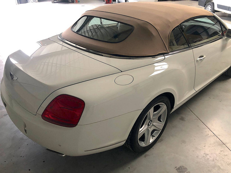 Bentley Continental GTC - سيارة: صورة 4 Bentley Continental GTC - سيارة: صورة 4