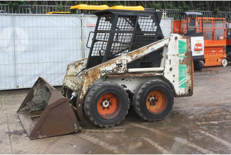 Bobcat 641 - اللودر بعجل: صورة 1 Bobcat 641 - اللودر بعجل: صورة 1