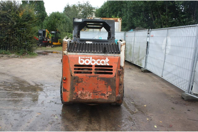 Bobcat 641 - اللودر بعجل: صورة 4 Bobcat 641 - اللودر بعجل: صورة 4