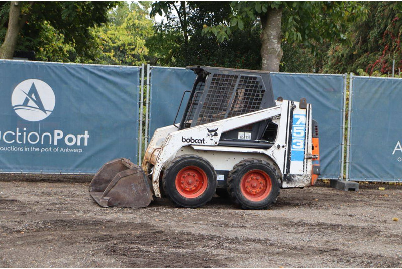 Bobcat 753 - اللودر بعجل: صورة 1 Bobcat 753 - اللودر بعجل: صورة 1