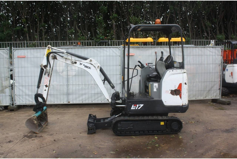Bobcat E17 - حفار صغير: صورة 1 Bobcat E17 - حفار صغير: صورة 1