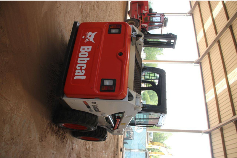 Bobcat S550 - اللودر بعجل: صورة 5 Bobcat S550 - اللودر بعجل: صورة 5