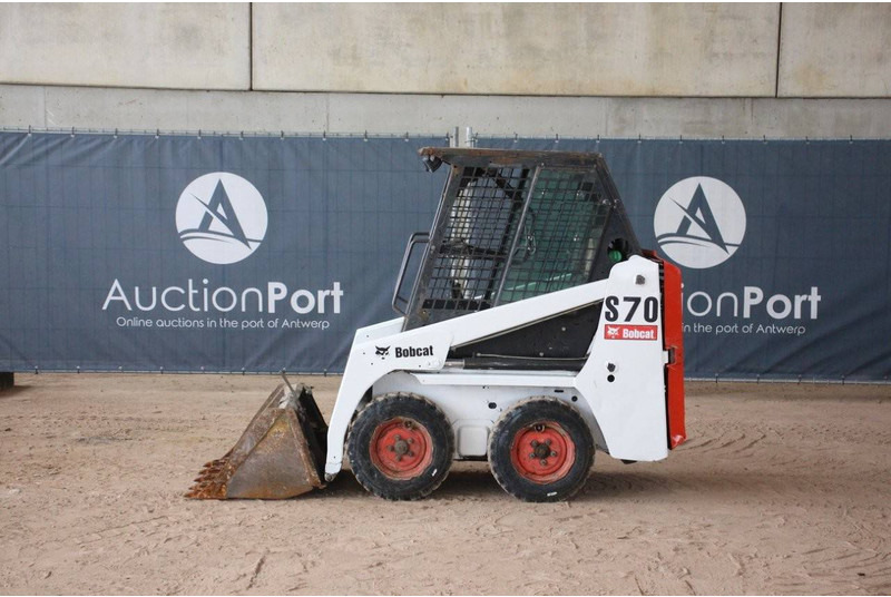 Bobcat S70 - اللودر بعجل: صورة 2 Bobcat S70 - اللودر بعجل: صورة 2