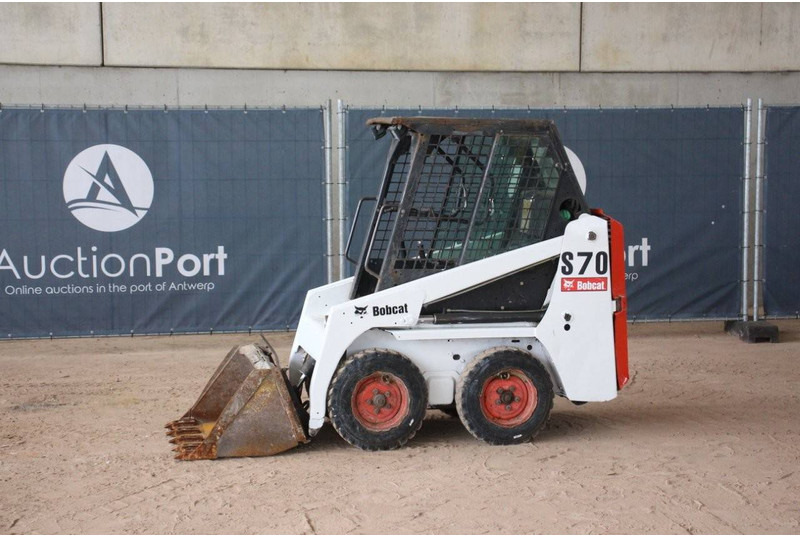 Bobcat S70 - اللودر بعجل: صورة 1 Bobcat S70 - اللودر بعجل: صورة 1