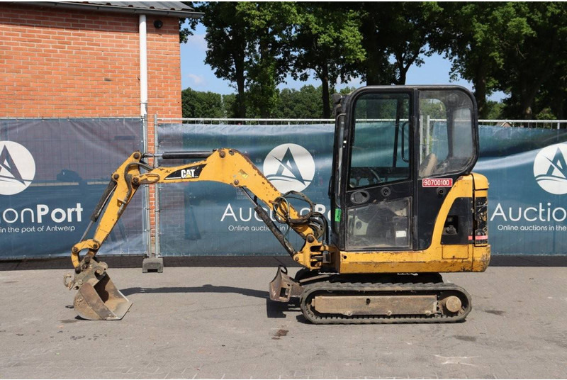 Caterpillar 301.8 - حفار صغير: صورة 2 Caterpillar 301.8 - حفار صغير: صورة 2