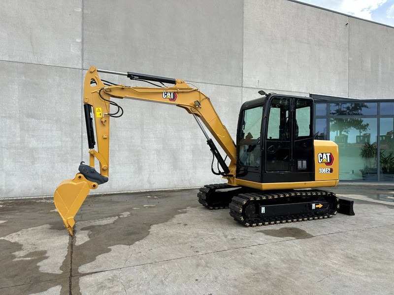 Caterpillar 306 - حفار زاحف: صورة 1 Caterpillar 306 - حفار زاحف: صورة 1