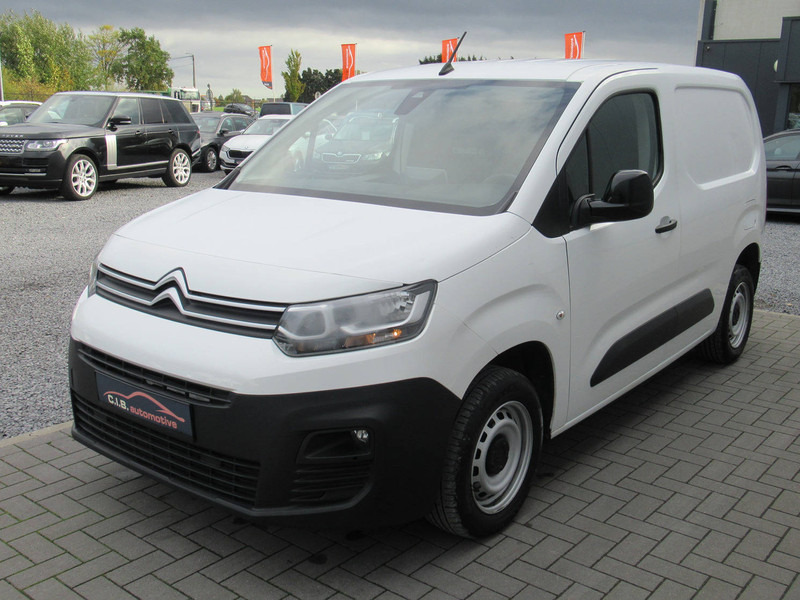 Citroën Berlingo BlueHDi - فان: صورة 1 Citroën Berlingo BlueHDi - فان: صورة 1