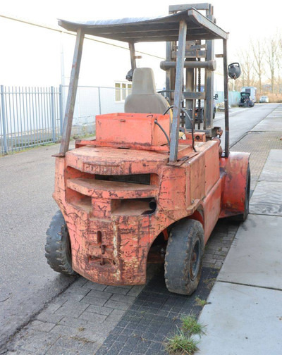 Clark - رافعة شوكية ديزل: صورة 5 Clark - رافعة شوكية ديزل: صورة 5