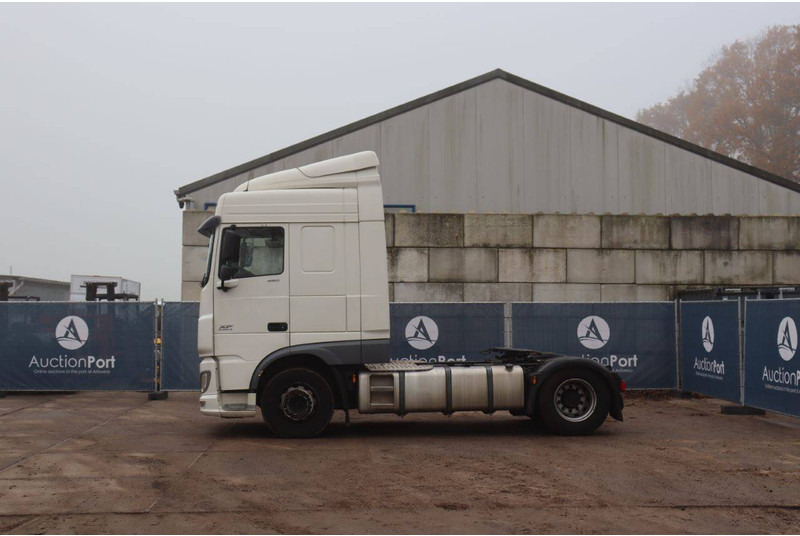 DAF XF 460 FT - شاحنة بهيكل معدني للمقصورة: صورة 2 DAF XF 460 FT - شاحنة بهيكل معدني للمقصورة: صورة 2