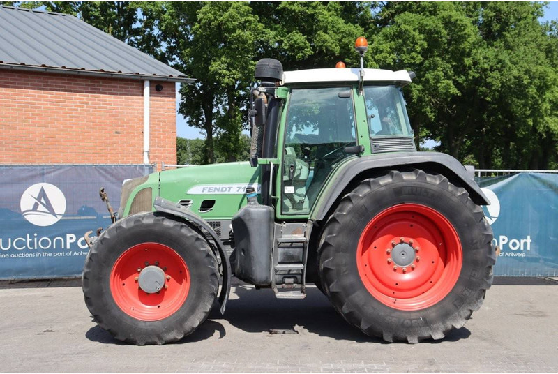 Fendt 718 - جرار: صورة 2 Fendt 718 - جرار: صورة 2
