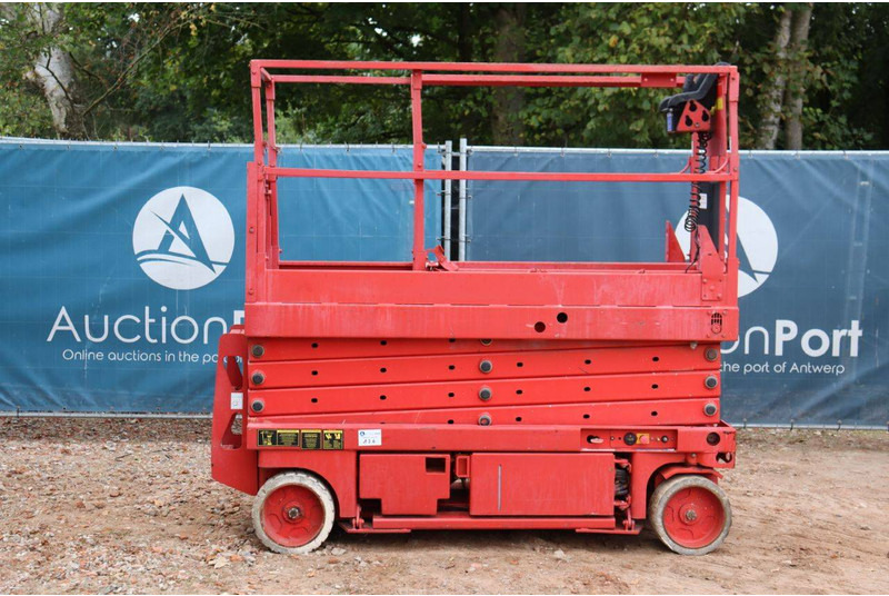 Genie GS2632 - مرفاع مقصي: صورة 2 Genie GS2632 - مرفاع مقصي: صورة 2