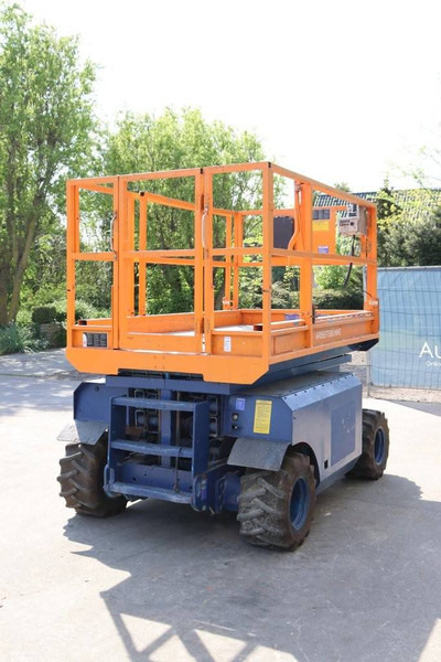 Genie GS2668 - مرفاع مقصي: صورة 5 Genie GS2668 - مرفاع مقصي: صورة 5