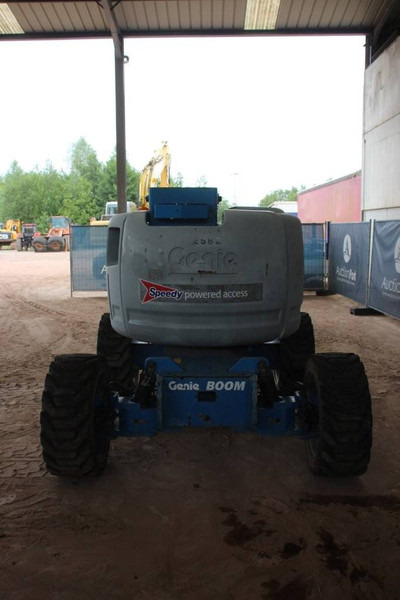 Genie Z-45/25J - مرفاع مفصلي: صورة 4 Genie Z-45/25J - مرفاع مفصلي: صورة 4