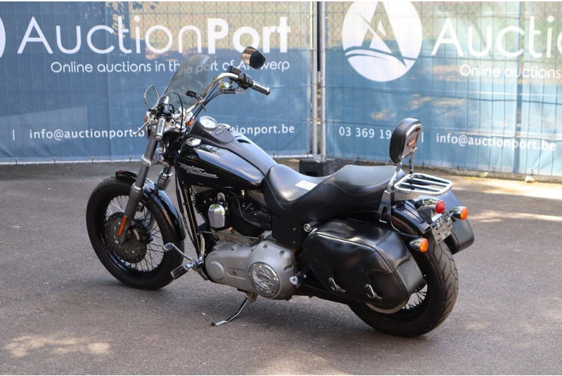 Harley-Davidson Dyna Street Bob - دراجة نارية: صورة 3 Harley-Davidson Dyna Street Bob - دراجة نارية: صورة 3