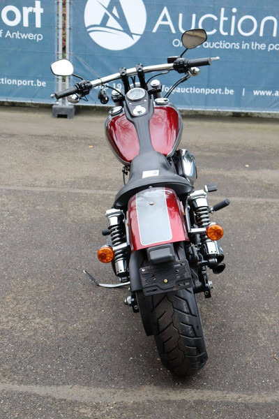 Harley-Davidson Dyna Street Bob - دراجة نارية: صورة 5 Harley-Davidson Dyna Street Bob - دراجة نارية: صورة 5