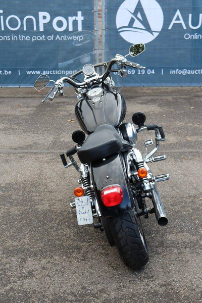 Harley-Davidson Dyna Super Glide - دراجة نارية: صورة 5 Harley-Davidson Dyna Super Glide - دراجة نارية: صورة 5