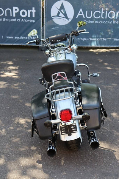 Harley-Davidson Road King Classic - دراجة نارية: صورة 5 Harley-Davidson Road King Classic - دراجة نارية: صورة 5
