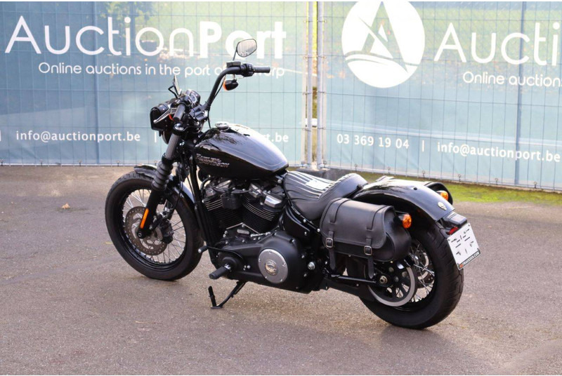 Harley-Davidson Street Bob - دراجة نارية: صورة 3 Harley-Davidson Street Bob - دراجة نارية: صورة 3
