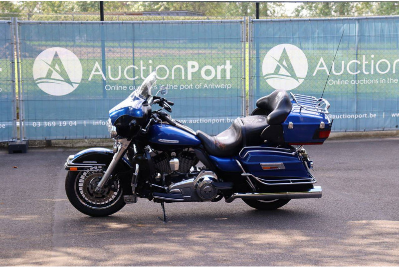 Harley-Davidson Ultra Classic - دراجة نارية: صورة 1 Harley-Davidson Ultra Classic - دراجة نارية: صورة 1