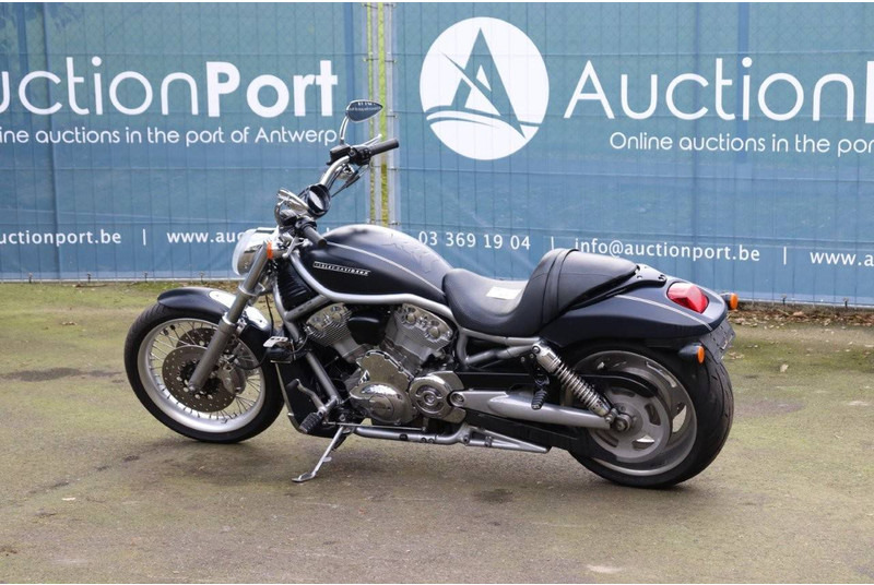 Harley-Davidson V-Rod VRSC - دراجة نارية: صورة 3 Harley-Davidson V-Rod VRSC - دراجة نارية: صورة 3