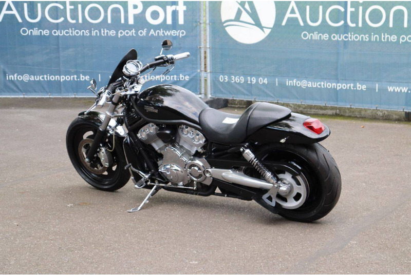 Harley-Davidson V-Rod VRSC - دراجة نارية: صورة 3 Harley-Davidson V-Rod VRSC - دراجة نارية: صورة 3
