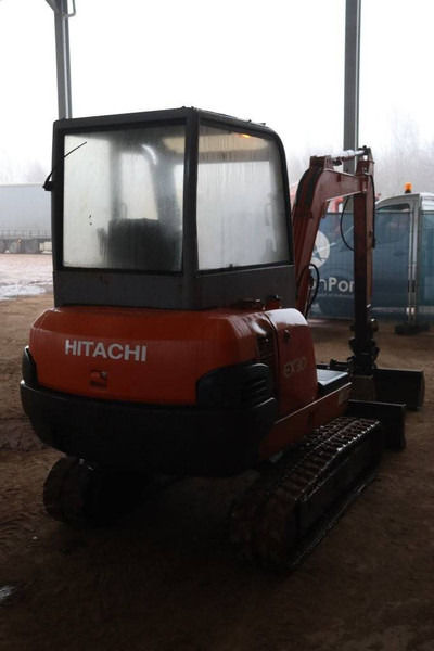 Hitachi EX30-2 - حفار زاحف: صورة 5 Hitachi EX30-2 - حفار زاحف: صورة 5