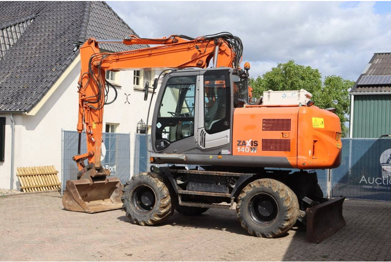 Hitachi ZX140W-3 - حفار ذو عجلات: صورة 3 Hitachi ZX140W-3 - حفار ذو عجلات: صورة 3