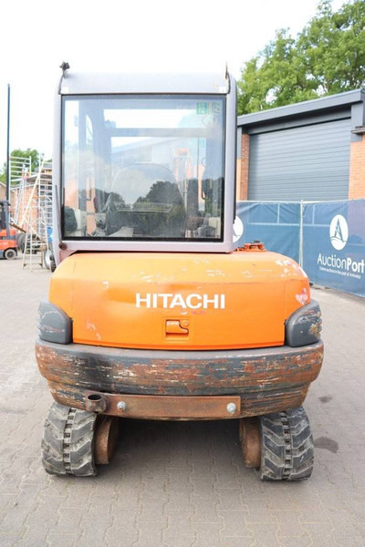 Hitachi ZX35 - حفار زاحف: صورة 4 Hitachi ZX35 - حفار زاحف: صورة 4