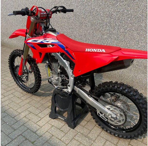 Honda (HRC) CRF 450R - دراجة نارية: صورة 2 Honda (HRC) CRF 450R - دراجة نارية: صورة 2