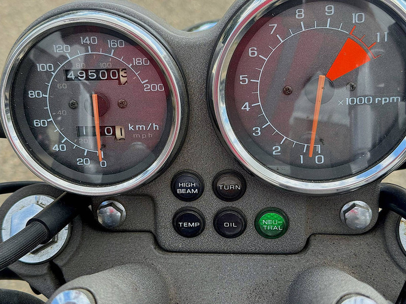 Honda Magna VF750C - دراجة نارية: صورة 5 Honda Magna VF750C - دراجة نارية: صورة 5