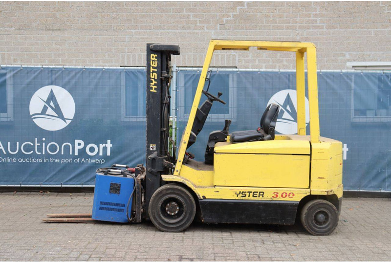Hyster J3.00XM - رافعة شوكية كهربائية: صورة 2 Hyster J3.00XM - رافعة شوكية كهربائية: صورة 2