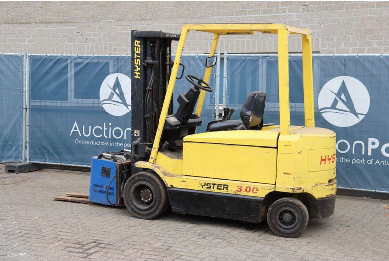 Hyster J3.00XM - رافعة شوكية كهربائية: صورة 3 Hyster J3.00XM - رافعة شوكية كهربائية: صورة 3