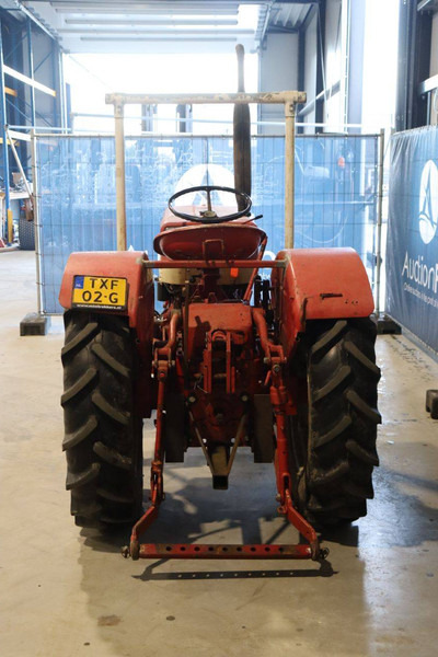 International 423 - جرار: صورة 5 International 423 - جرار: صورة 5