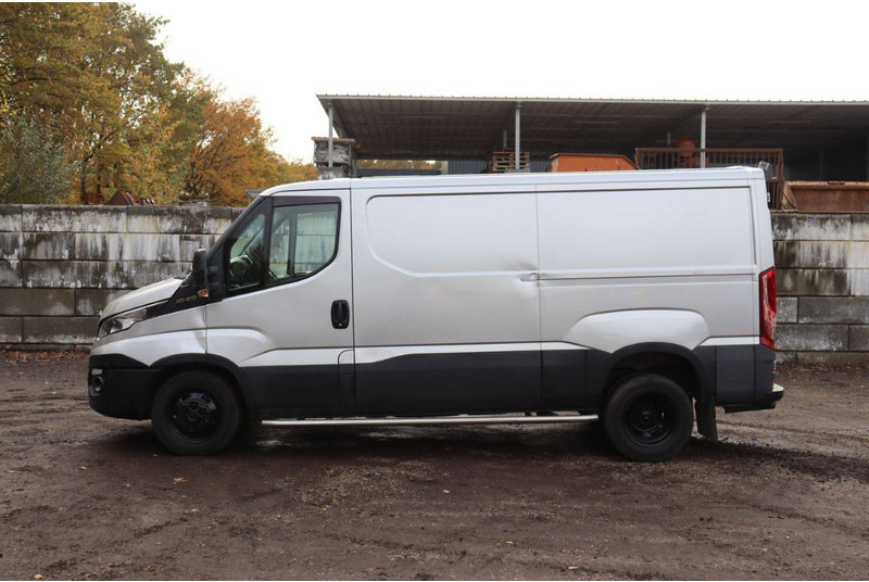 Iveco Daily 40C21 - فان: صورة 2 Iveco Daily 40C21 - فان: صورة 2