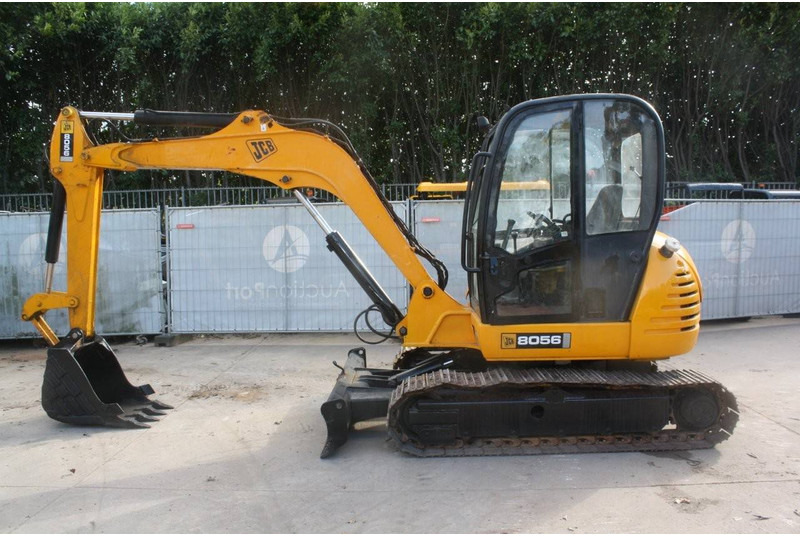 JCB 8056 - حفار زاحف: صورة 2 JCB 8056 - حفار زاحف: صورة 2