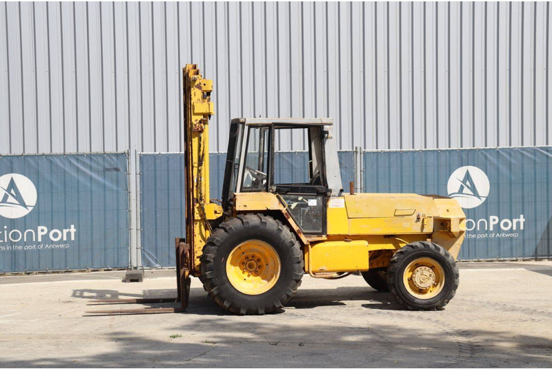 JCB 926 - رافعة شوكية للأراضي الوعرة: صورة 1 JCB 926 - رافعة شوكية للأراضي الوعرة: صورة 1