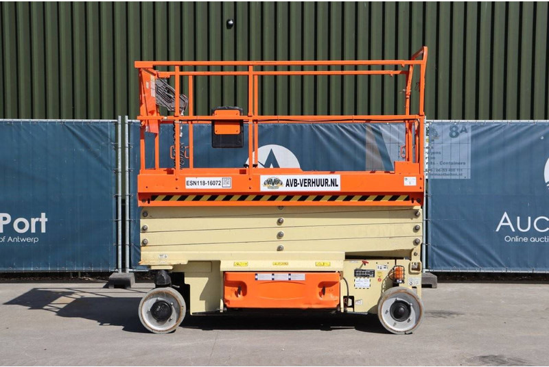 JLG 3246 ES - مرفاع مقصي: صورة 1 JLG 3246 ES - مرفاع مقصي: صورة 1