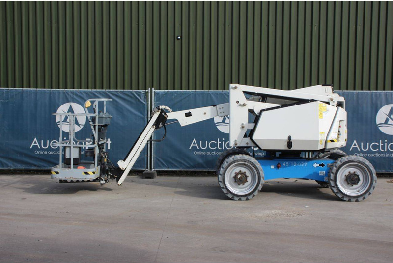 JLG H340AJ - مرفاع مفصلي: صورة 2 JLG H340AJ - مرفاع مفصلي: صورة 2