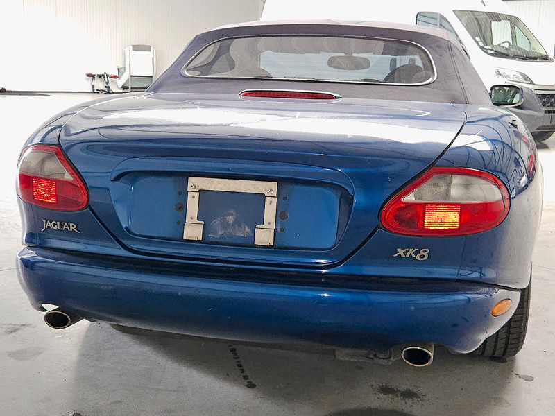 Jaguar XK (I) 8 _ Convertible - سيارة: صورة 3 Jaguar XK (I) 8 _ Convertible - سيارة: صورة 3