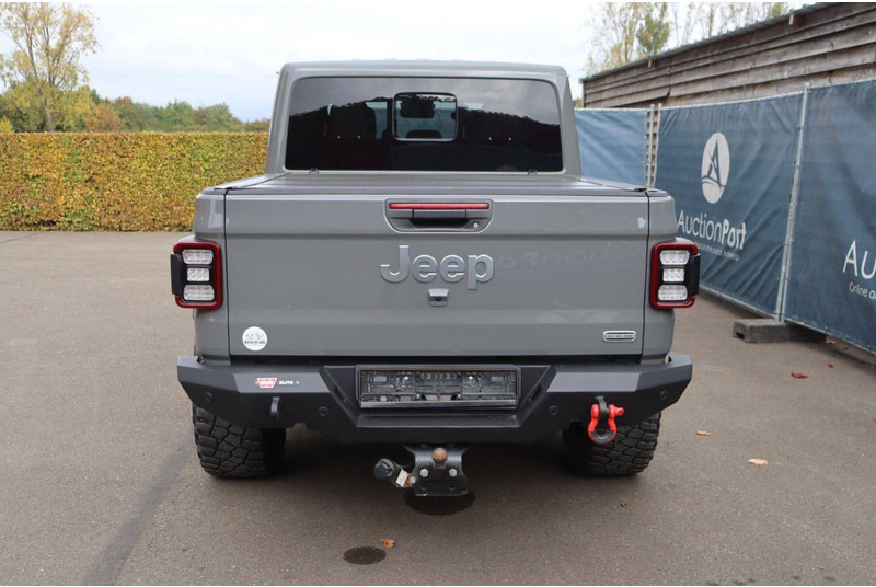 Jeep Gladiator Gladiator - سيارة دفع رباعي: صورة 5 Jeep Gladiator Gladiator - سيارة دفع رباعي: صورة 5