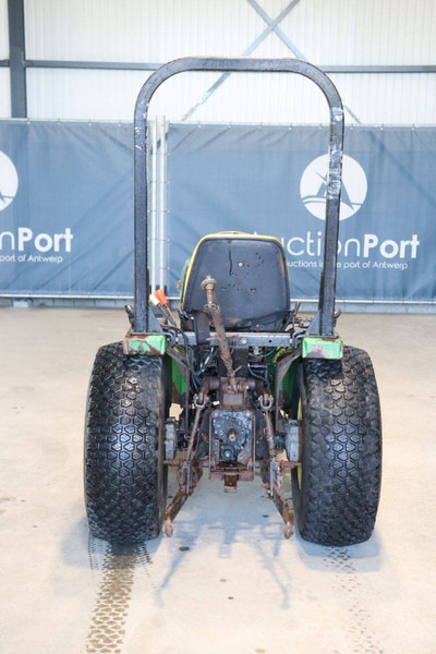 John Deere 4100 - جرار: صورة 5 John Deere 4100 - جرار: صورة 5