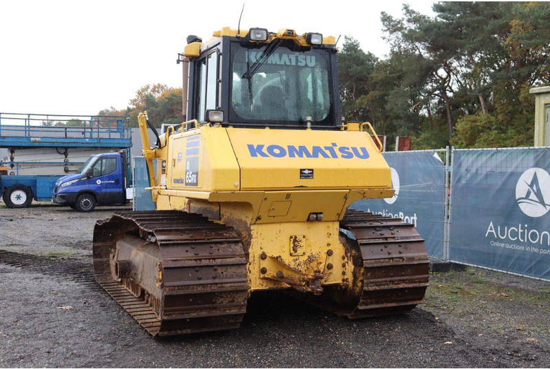 Komatsu D65PX-17 - بلدوزر: صورة 4 Komatsu D65PX-17 - بلدوزر: صورة 4