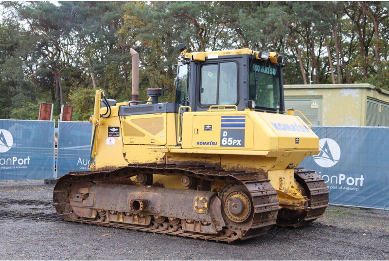 Komatsu D65PX-17 - بلدوزر: صورة 3 Komatsu D65PX-17 - بلدوزر: صورة 3