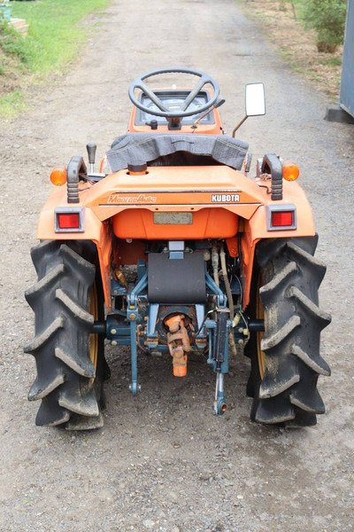 Kubota B1-14 Bulltra - جرار: صورة 5 Kubota B1-14 Bulltra - جرار: صورة 5