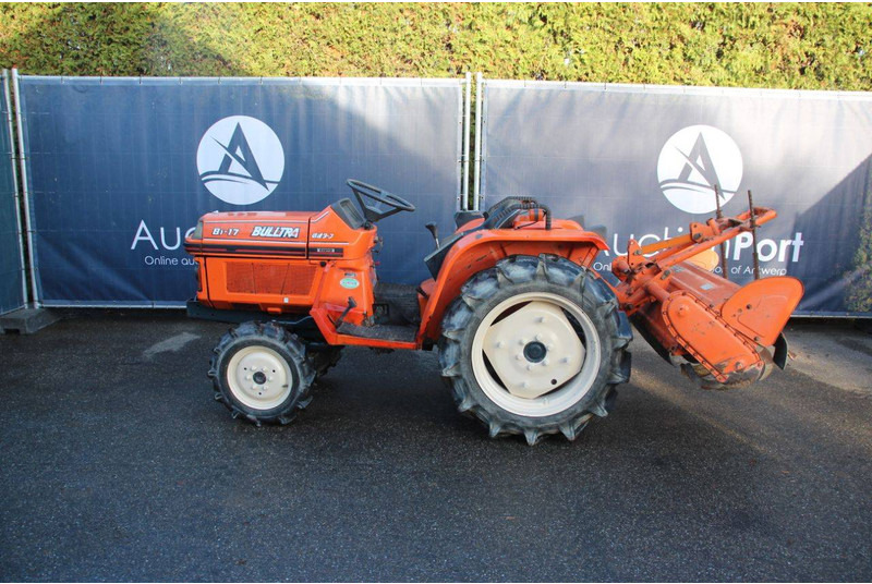 Kubota B1-17 Bulltra - جرار: صورة 2 Kubota B1-17 Bulltra - جرار: صورة 2